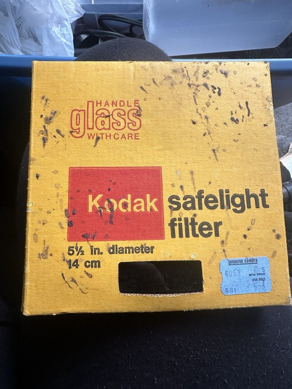 Kodak Safelight Filter 5 1/2 in Yellow/Black Polycontrast Kit Model A 4058